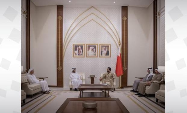 His Highness Lieutenant-General Shaikh Nasser bin Hamad Al Khalifa, National Security Advisor and Commander of the Royal Guard, received the newly appointed Ambassador of the United Arab Emirates, Fahad Mohammed Salem bin Kardous.

