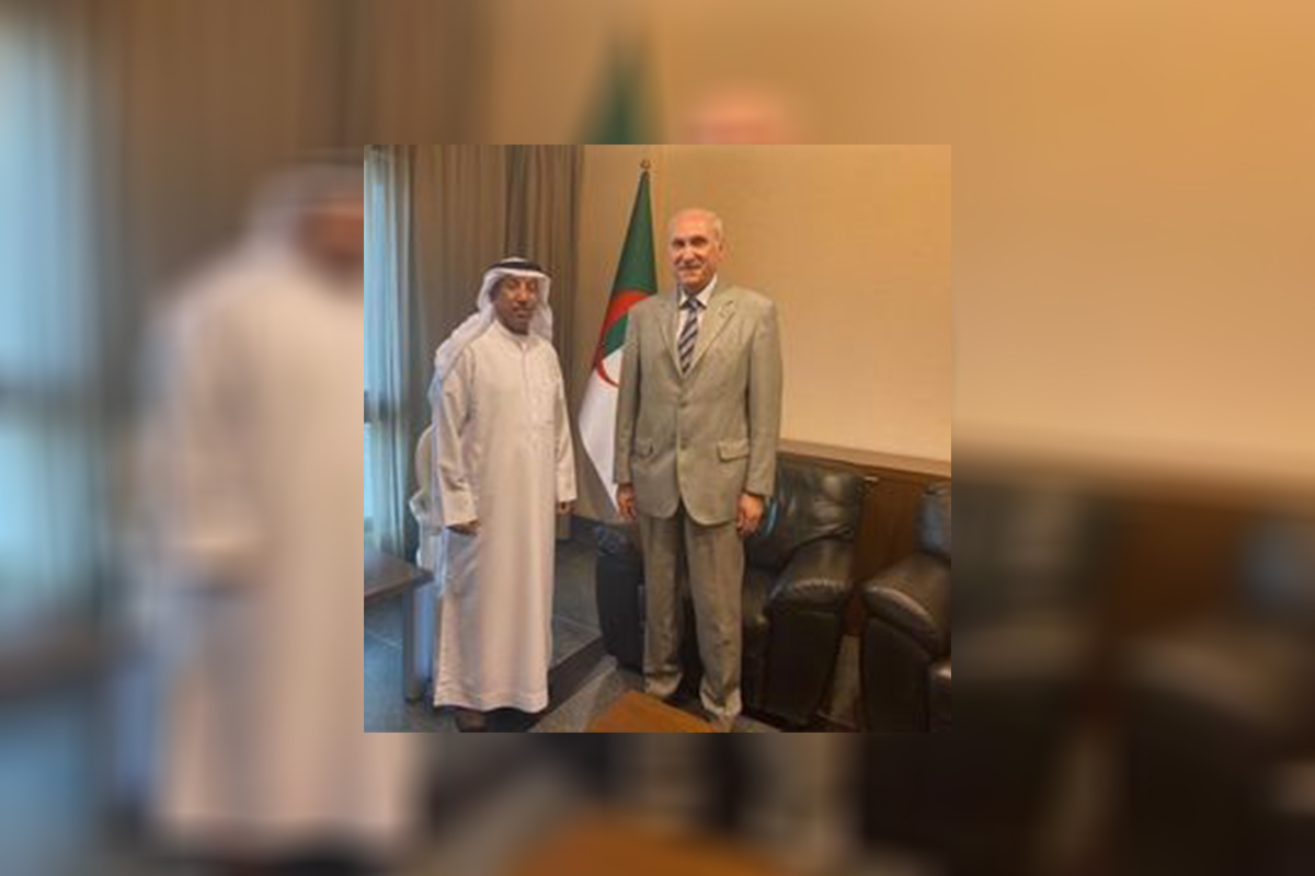 التقى سعادة السفير يوسف سباع آل علي بسعادة نصر الدين ريموش – المدير العام للتشريفات بوزارة الشؤون الخارجية بالجزائر، حيث تم مناقشة العديد من المواضيع ذات الاهتمام المشترك.