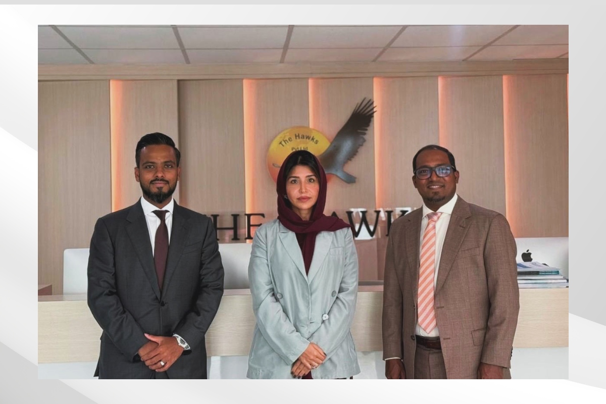 التقت هبة الجنيبي، القائم بالأعمال في سفارة دولة الإمارات لدى جمهورية المالديف، بالسيد حسن رفاع، الرئيس المنتدب والرئيس التنفيذي لشركة هوكس الخاصة المحدودة (The Hawks Pvt Ltd)؛ إحدى أكبر الشركات الخاصة وأبرز الموردين لقطاعات الطاقة والخدمات اللوجستية في المالديف.