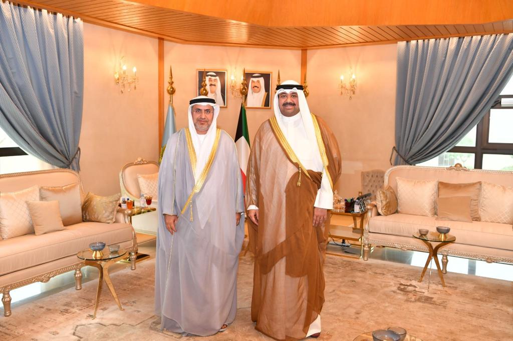 استقبل معالي الشيخ عبدالله علي الصباح وزير الدفاع  سعادة الدكتور مطر حامد النيادي سفير الدولة لدى دولة الكويت وقد رحب معالي الوزير بسعادة السفير مشيدًا بالعلاقات الطيبة التي تربط بين البلدين الشقيقين وبمستوى التعاون والتنسيق في مختلف المجالات. وقدم سعادة السفير الى لمعاليه التهنئة بتعينيه موكداً عن اعتزازه بالعلاقات الاخوية التي تربط بين دولة الامارات العربية المتحدة ودولة الكويت الشقيقة