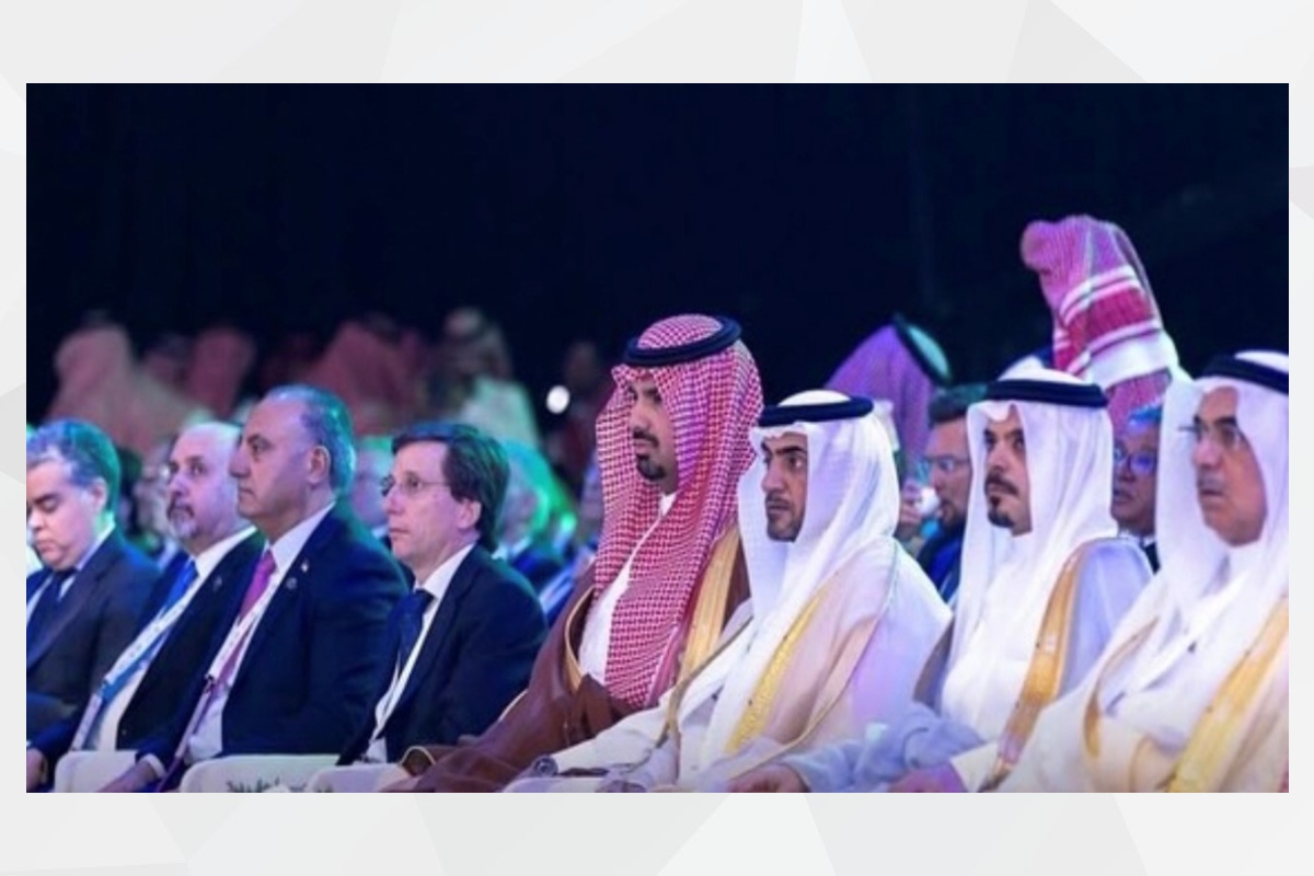 حضر سعادة الشيخ نهيان بن سيف بن محمد آل نهیان، سفير دولة الإمارات العربية المتحدة لدى المملكة العربية السعودية انطلاق النسخة الأولى من 