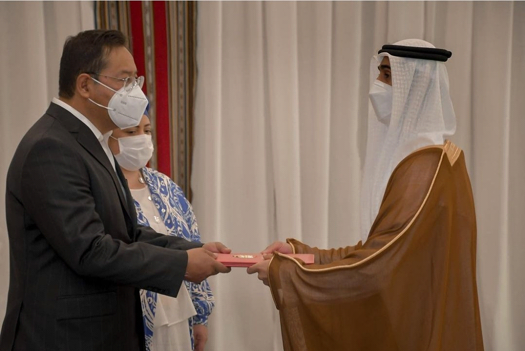 H.E. Mohammed Abdullah Al Shamsi, UAE Ambassador to the Republic of Peru, has presented his credentials to President Luis Arce of Bolivia, as the UAE Non-Resident Ambassador to Bolivia, during a ceremony at the presidential palace in the capital La Paz. 
