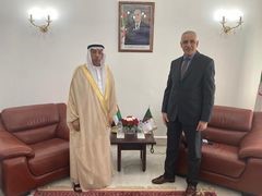 قابل سعادة السفير يوسف آل علي معالي وزير النقل السيد عبد الله منجي، وذلك في مكتبه بوزارة النقل في العاصمة الجزائرية، حيث تم مناقش العديد من المواضيع ذات الاهتمام المشترك.