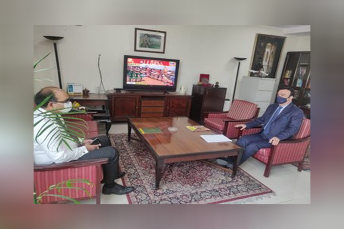 التقى سعادة الدكتور أحمد البنا سفير دولة الإمارات العربية المتحدة لدى الهند بالوكيل المساعد لشؤون الخليج السيد  Vipulifs