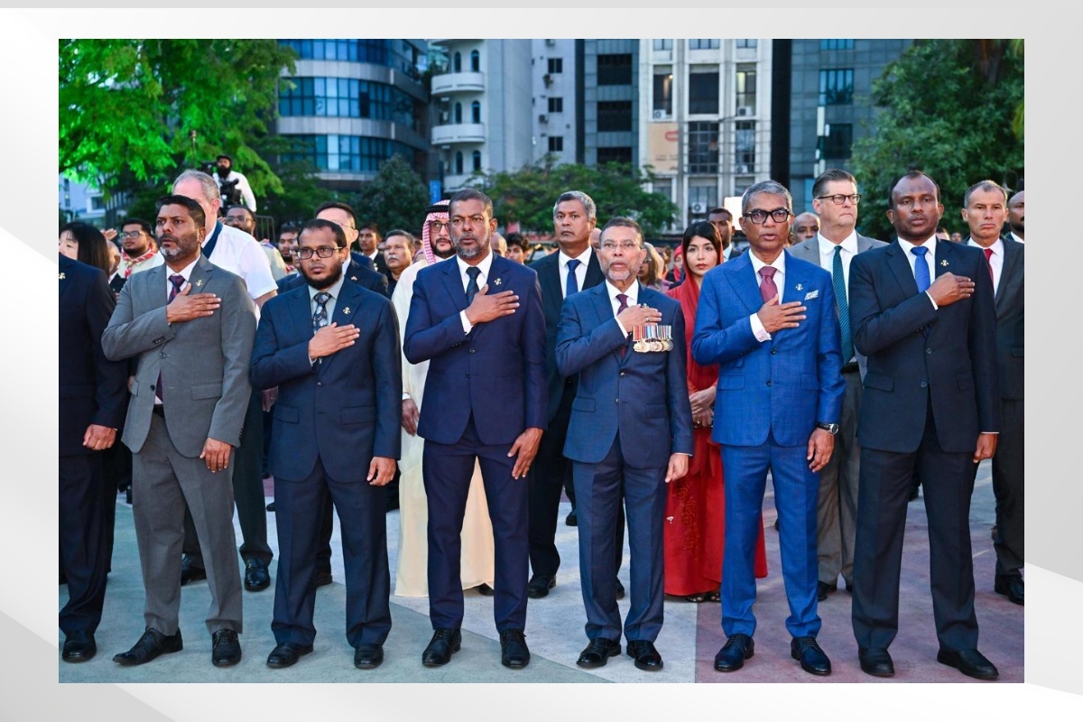 شاركت القائم بالأعمال بالإنابة هبه الجنيبي في الاحتفالات الرسمية التي أقامتها جمهورية المالديف بمناسبة ذكرى استقلالها الـ 61، بحضور فخامة الرئيس الدكتور محمد معز وأعضاء الحكومة ورؤساء البعثات الدبلوماسية المعتمدين.