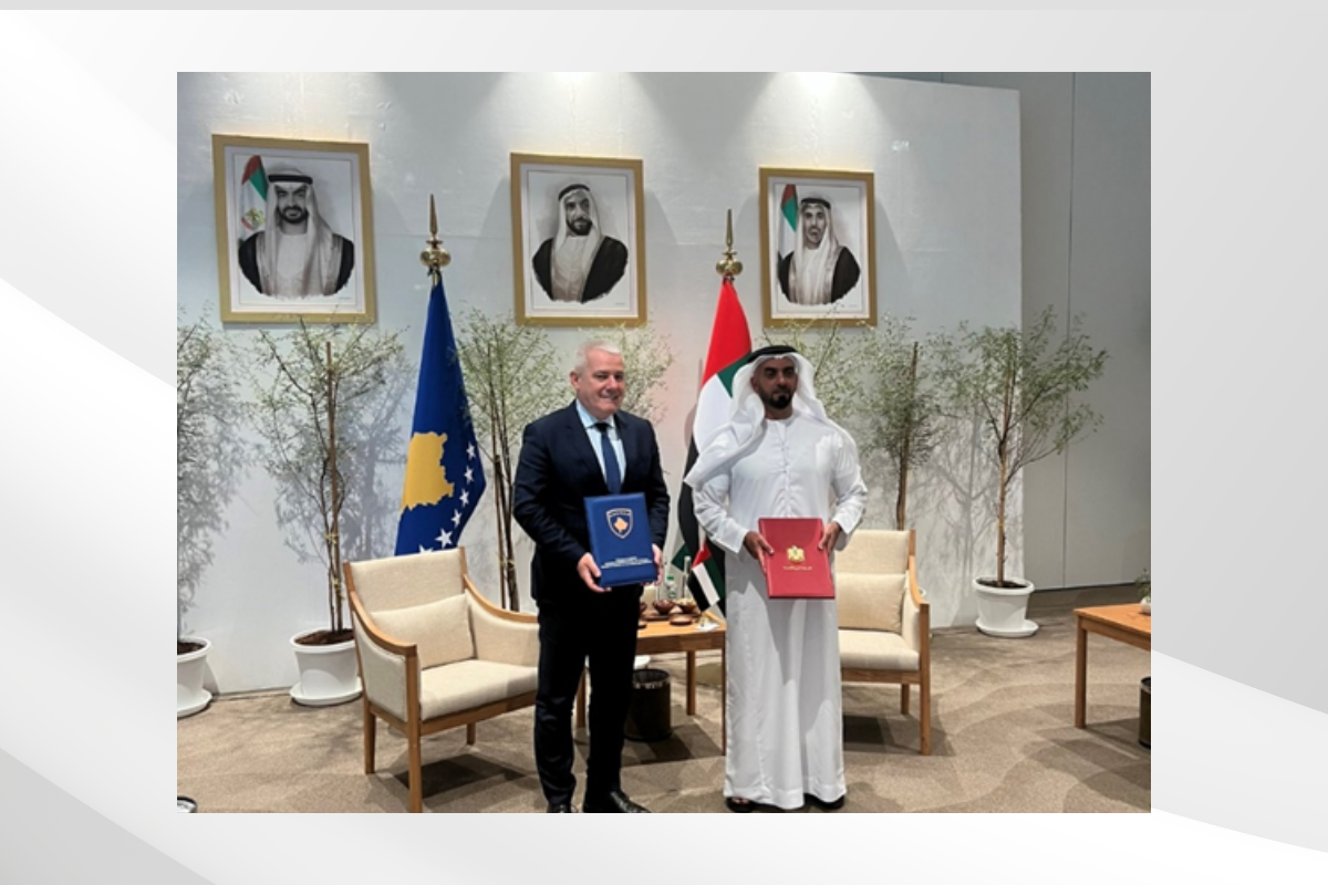 وقعت دولة الإمارات العربية المتحدة وجمهورية كوسوفو مذكرة تفاهم بشأن الاعتراف المتبادل برخص القيادة.