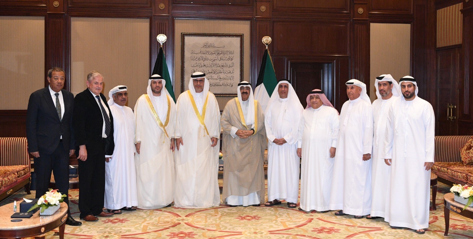 His Highness Sheikh Mishal Al-Ahmad Al-Jaber Al-Sabah, the Amir of the State of Kuwait, may God protect him, received at Bayan Palace His Excellency Dr. Matar Hamed Al Neyadi, the UAE Ambassador to Kuwait , and Counselor Hamad Rashid Al Mansouri, along with members of the UAE Balloon Team led by Captain Pilot Abdulaziz Al Mansouri, on the occasion of their visit to Kuwait. Captain Al Mansouri, the head of the UAE Balloon Team, provided a briefing on the UAE Balloon initiatives and the journeys they have undertaken in the region and beyond.

