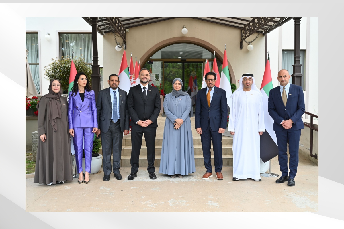 H.E. Dr. Amna bint Abdullah Al Dahak, UAE Minister of Climate Change and Environment, accompanied by a delegation of leading national agricultural companies and in the presence of H.E. Ahmed Hatem Almenhali, Ambassador of the United Arab Emirates in Belgrade, visited the Zobnatica Agricultural Complex, owned by the Elite Agro Group from the UAE.