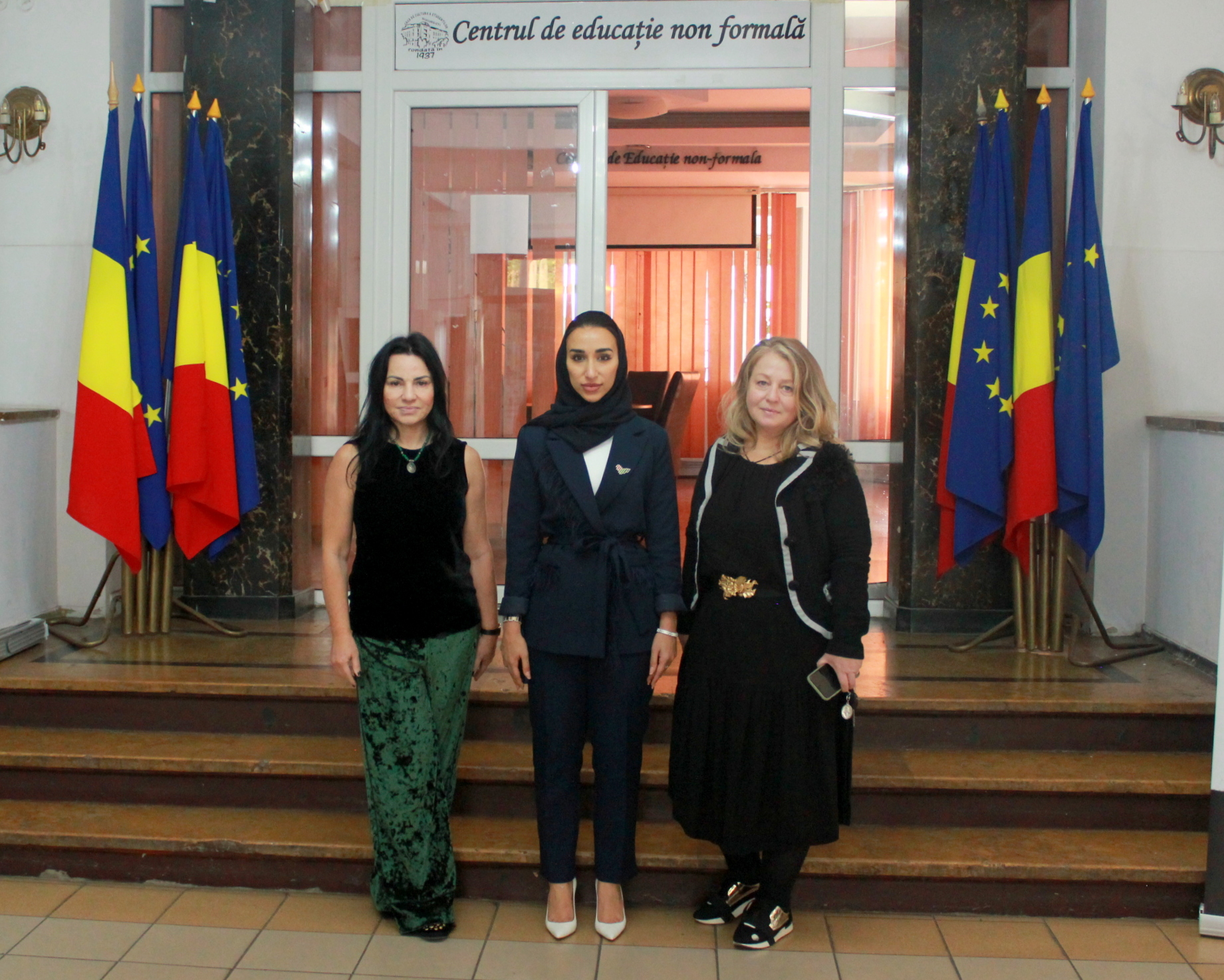Ing. Mahrah Ali Al-Shaya - Însărcinatul cu afaceri din cadrul Ambasadei Emiratelor Arabe Unite în România a vizitat Casa de Cultură a Studenților din București, în prezența doamnei Cornelia Bilțiu Dancus