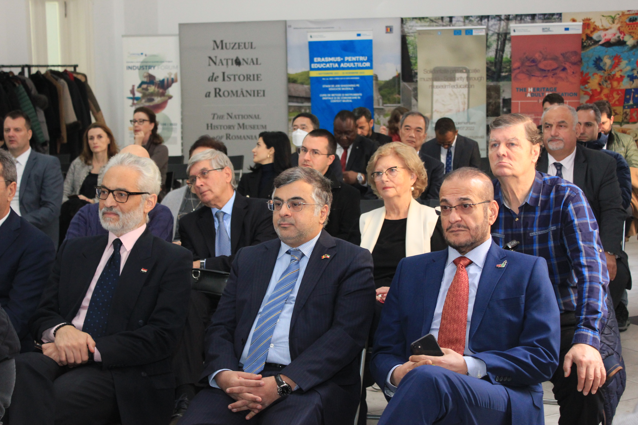 Excelența Sa/ Sultan Mohamed Majed Al Ali – Ambasadorul Emiratelor Arabe Unite în România a participat la Sărbătorirea Zilei Internaționale a Limbii Arabe, organizată de Ministerul Culturii din România