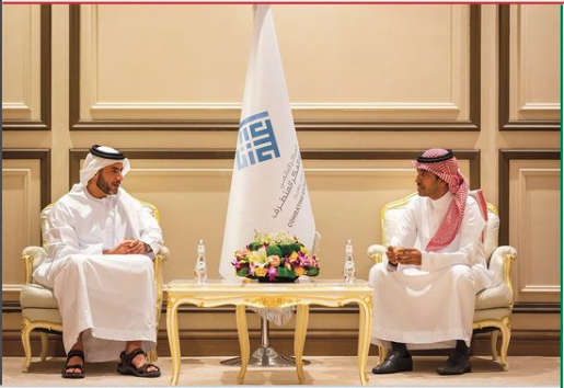 سعادة الأمين العام للمركز العالمي لمكافحة الفكر المتطرف (اعتدال) الدكتور منصور الشمري يستقبل سعادة الشيخ نهيان بن سيف آل نهيان.