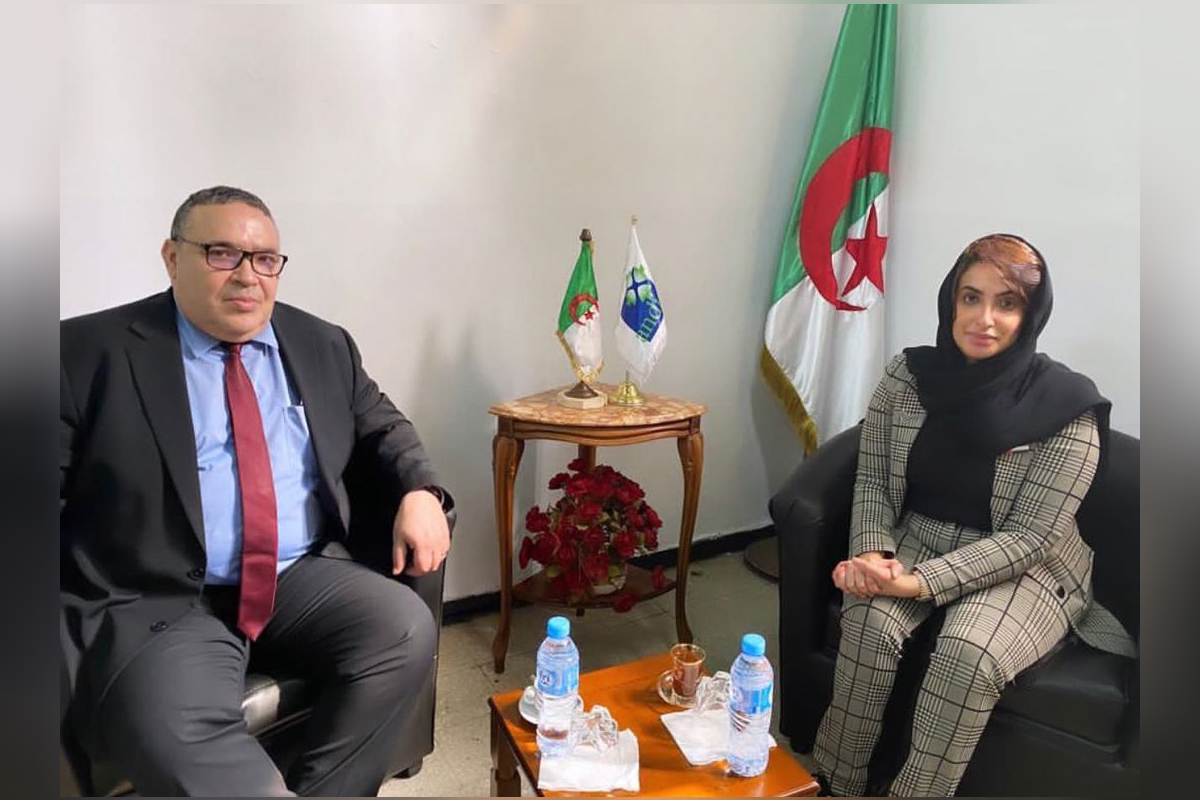 زارت القائم بالأعمال بالإنابة الآنسة موزة الحوسني السيد مصطفى زيكارة -المدير العام للوكالة الوطنية لتطوير الاستثمار
