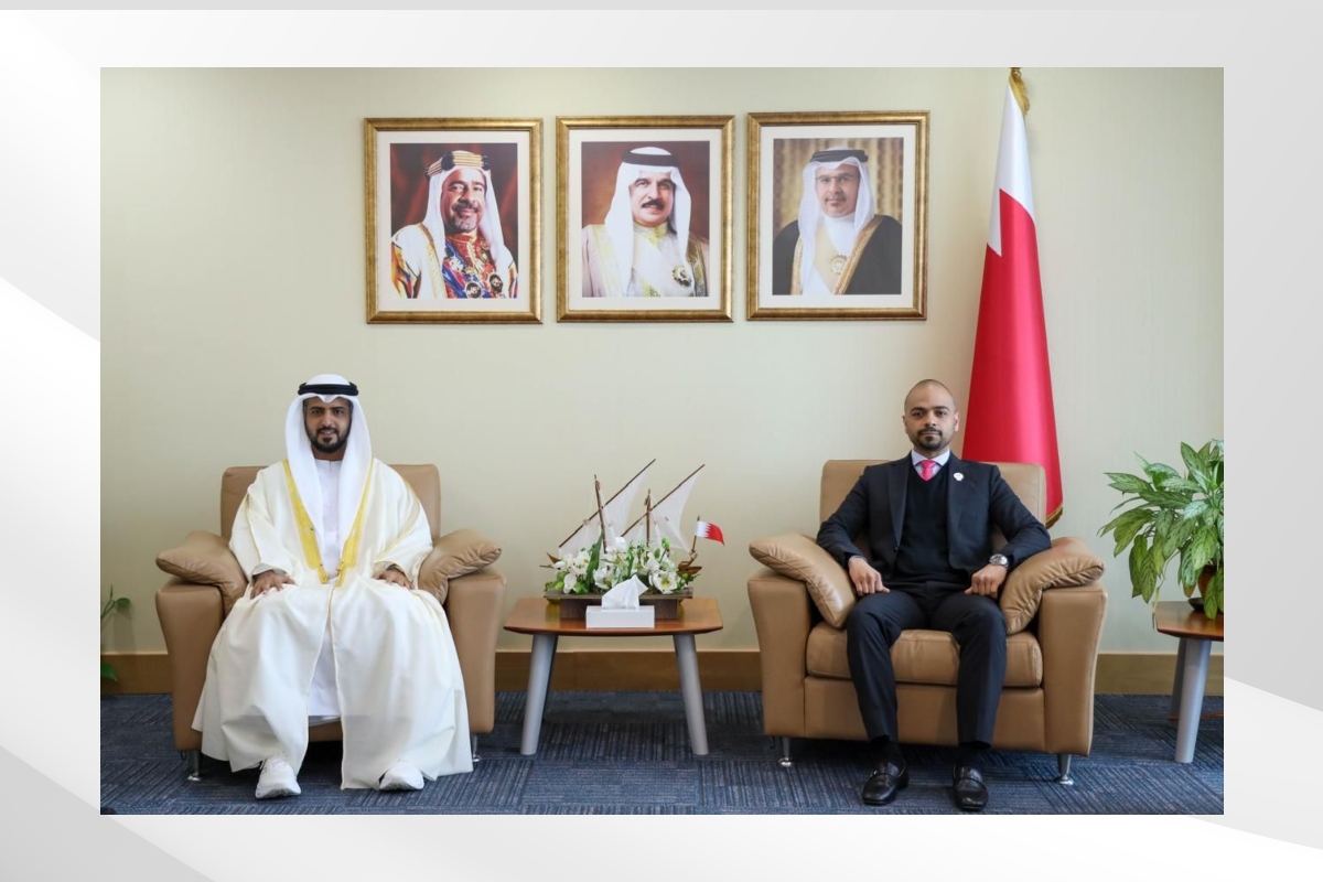 التقى سعادة فهد محمد بن كردوس العامري، سفير دولة الإمارات لدى مملكة البحرين، سعادة السيد أسامة بن صالح العلوي، وزير التنمية الاجتماعية بمملكة البحرين الشقيقة، في العاصمة المنامة.