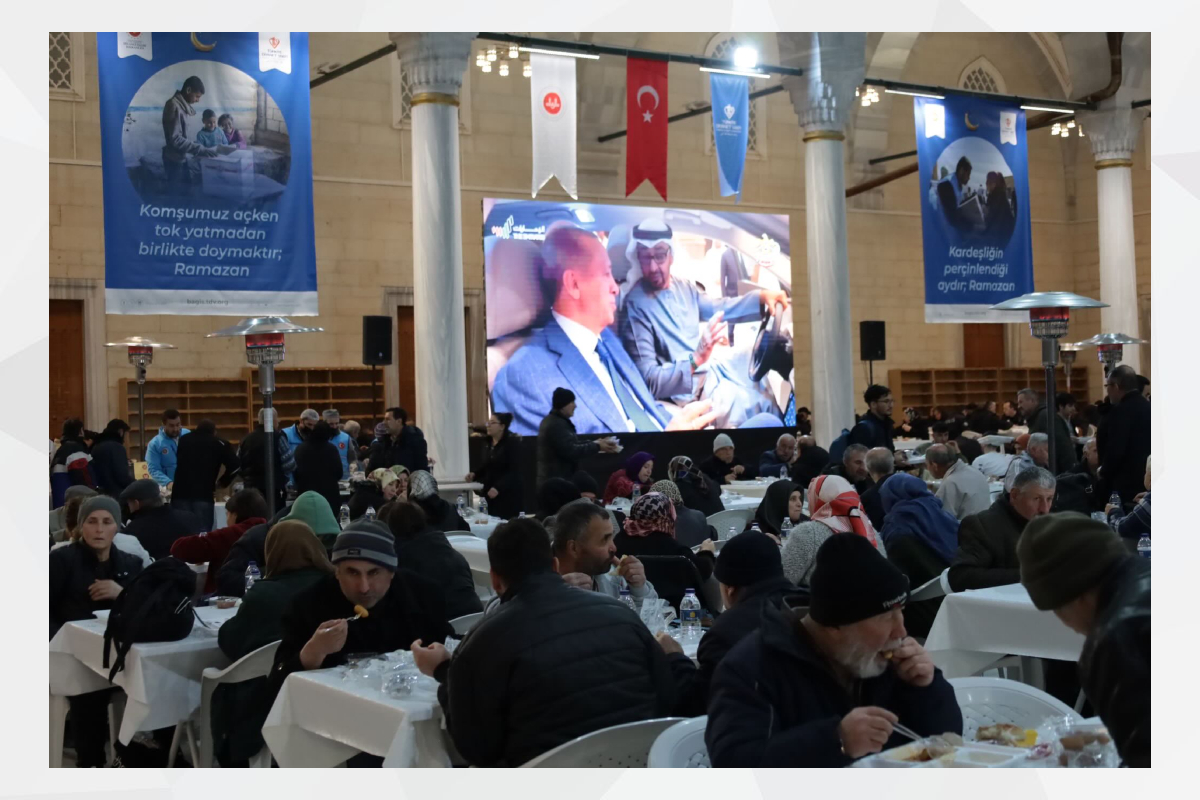 أقامت سفارة دولة الامارات العربية المتحدة في العاصمة التركية أنقرة مأدبة إفطار رمضانية مفتوحة تحت شعار 