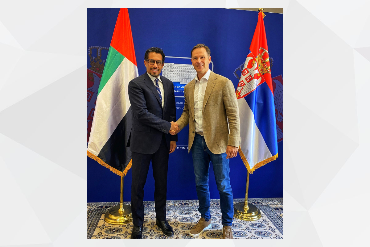 H.E. Sinisa Mali, Minister of Finance of the Republic of Serbia, received at the Ministry H.E. Ahmed Hatem Almenhali, Ambassador of the United Arab Emirates in Belgrade. During this meeting, the two sides discussed the most important economic topics and opportunities for improving economic cooperation of mutual interest.

