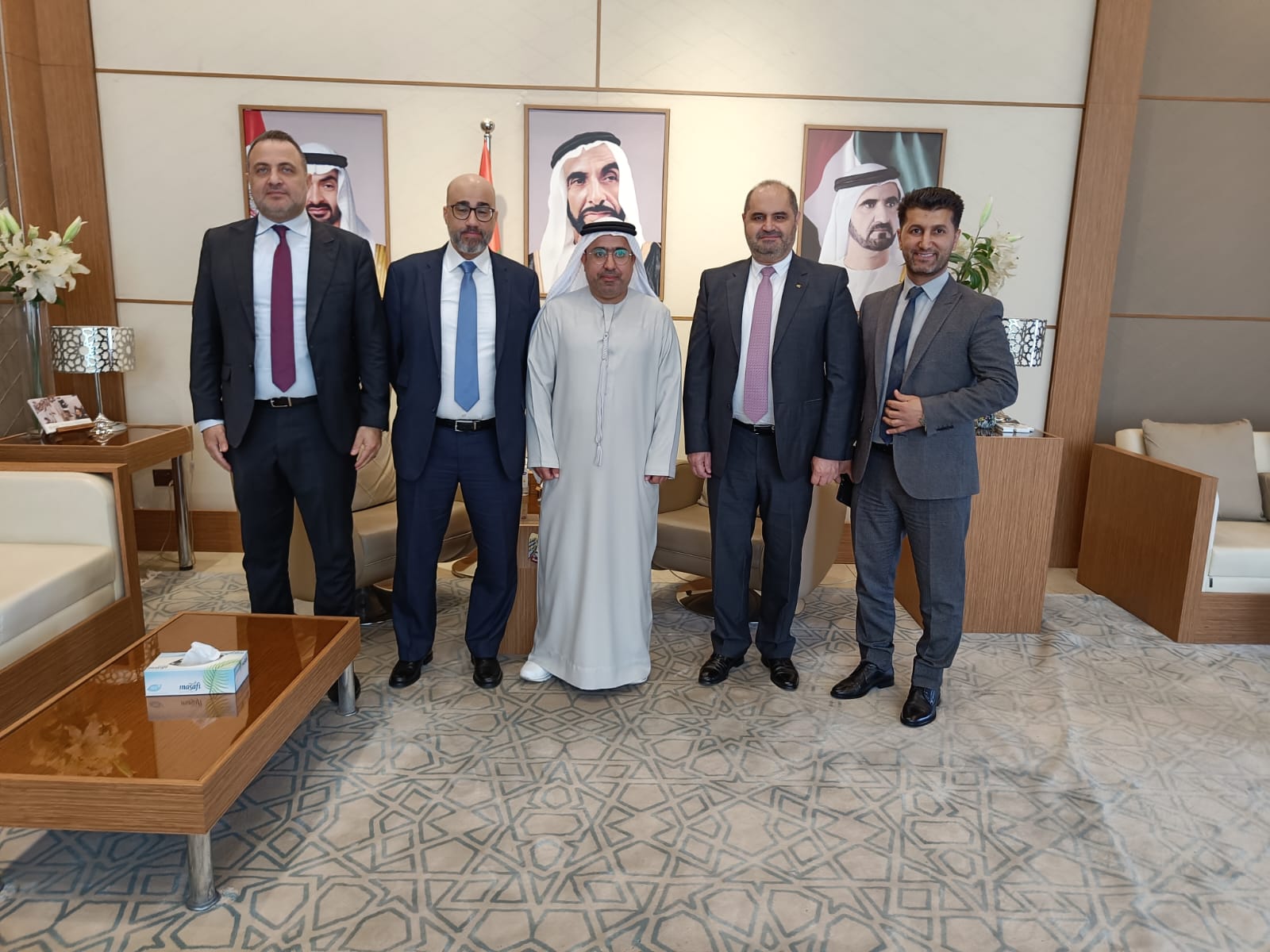 His Excellency Ahmed Al Dhaheri, Consul General of the UAE in the Kurdistan Region of Iraq, received Mr. Najeeb Haddad, Regional Director of Carrefour, the leader of the retail trade sector in the region. During the meeting, the company's business and investment experience in the Kurdistan Region of Iraq were discussed.

