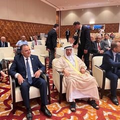 حضــر سعادة السفير يوسف آل علي افتتاح الجمعية العامة الاستثنائية لرابطة المجالس الاقتصادية الاجتماعية العربية والهيئات الممثلة لها والتي تستضيفها الجزائر وبحضور معالي الوزير الأول أيمن بن عبد الرحمان.
