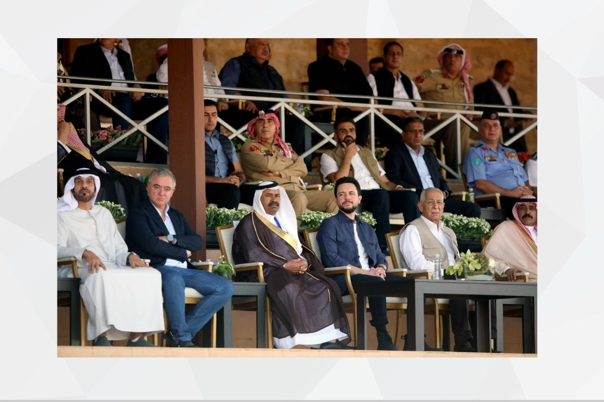 حضر معالي الشيخ خليفة بن محمد بن خالد آل نهيان، سفير الدولة في عمّان، مهرجان الأردن الثالث لسباقات الهجن، الذي اقيم في ميدان الشيخ زايد بن سلطان آل نهيان في منطقة وادي رم بجنوب المملكة الأردنية الهاشمية.