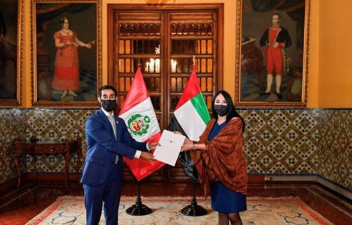 H.E. Mohamed Abdulla Alshamsi, Ambassador of the United Arab Emirates to the Republic of Peru, presented the copies of his credentials 