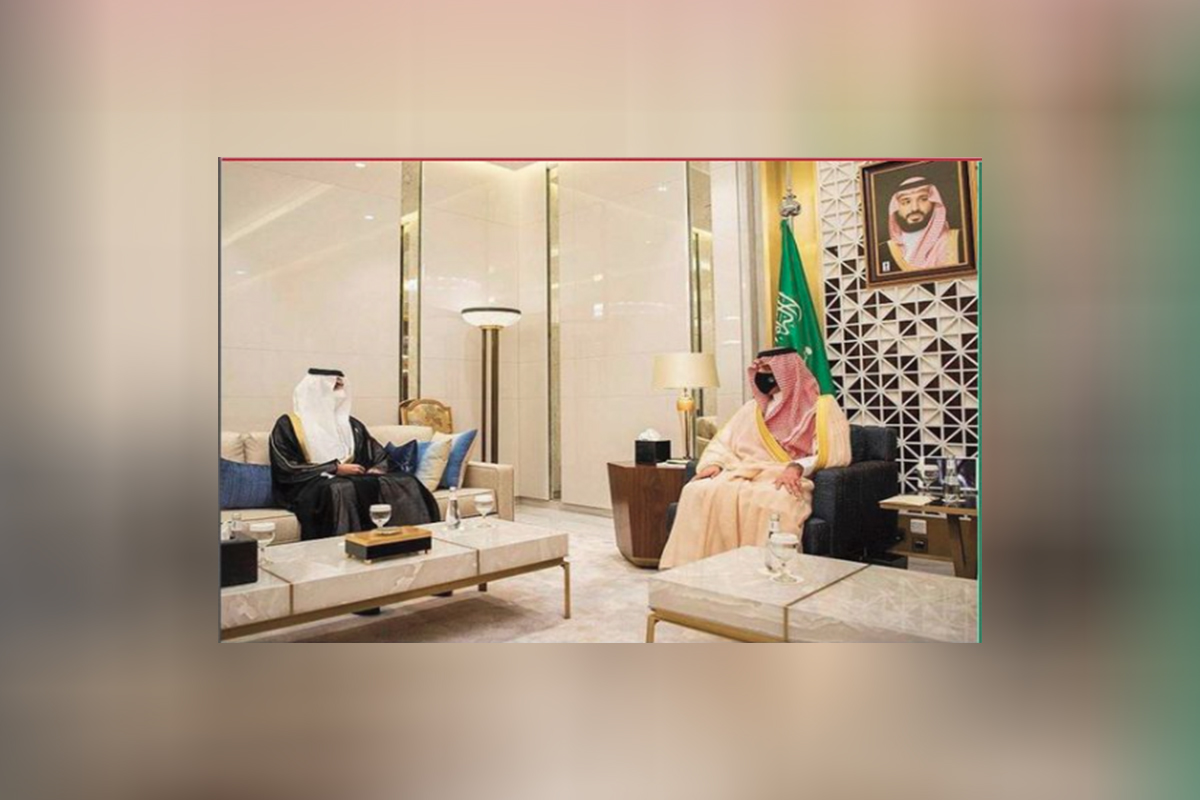 صاحب السمو الملكي الأمير عبدالعزيز بن سعود بن نايف بن عبدالعزيز آل سعود - وزير الداخلية استقبل سعادة الشيخ نهيان بن سيف آل نهيان.