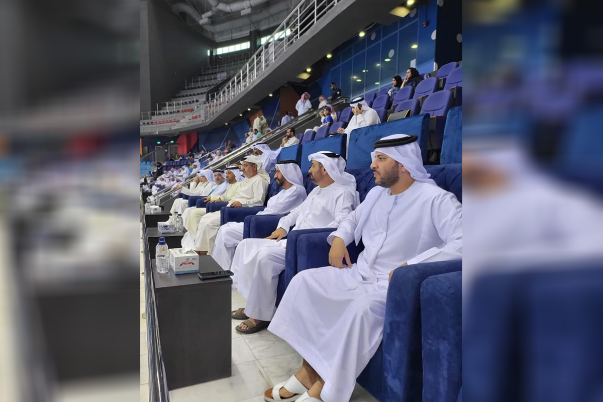 سعادة سفير الدولة في الكويت مع سعادة الملحق العسكري و السيد المستشار بالسفارة الدولة يحضرون مبارة كرة السلة بين منتخبي الإمارات والكويت الشقيقين والتي تقام ضمن منافسات دورة الألعاب الرياضية الخليجية الثالثة المقامة في دولة الكويت الشقيقة . 