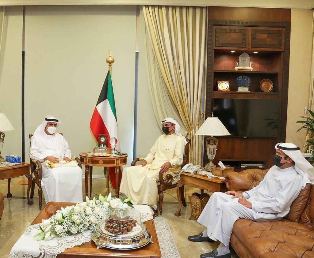  During the meeting they discussed ways to enhance cooperation in many areas of common interest between the two countries.