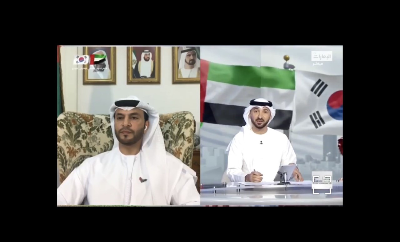 لقاء تلفزيوني لسعادة السفير عبدالله سيف النعيمي سفير الدولة لدى سيؤول على قناة الإمارات الإخبارية حول الاحتفال بمرور 40 عاما على العلاقات الدبلوماسية الاماراتية الكورية