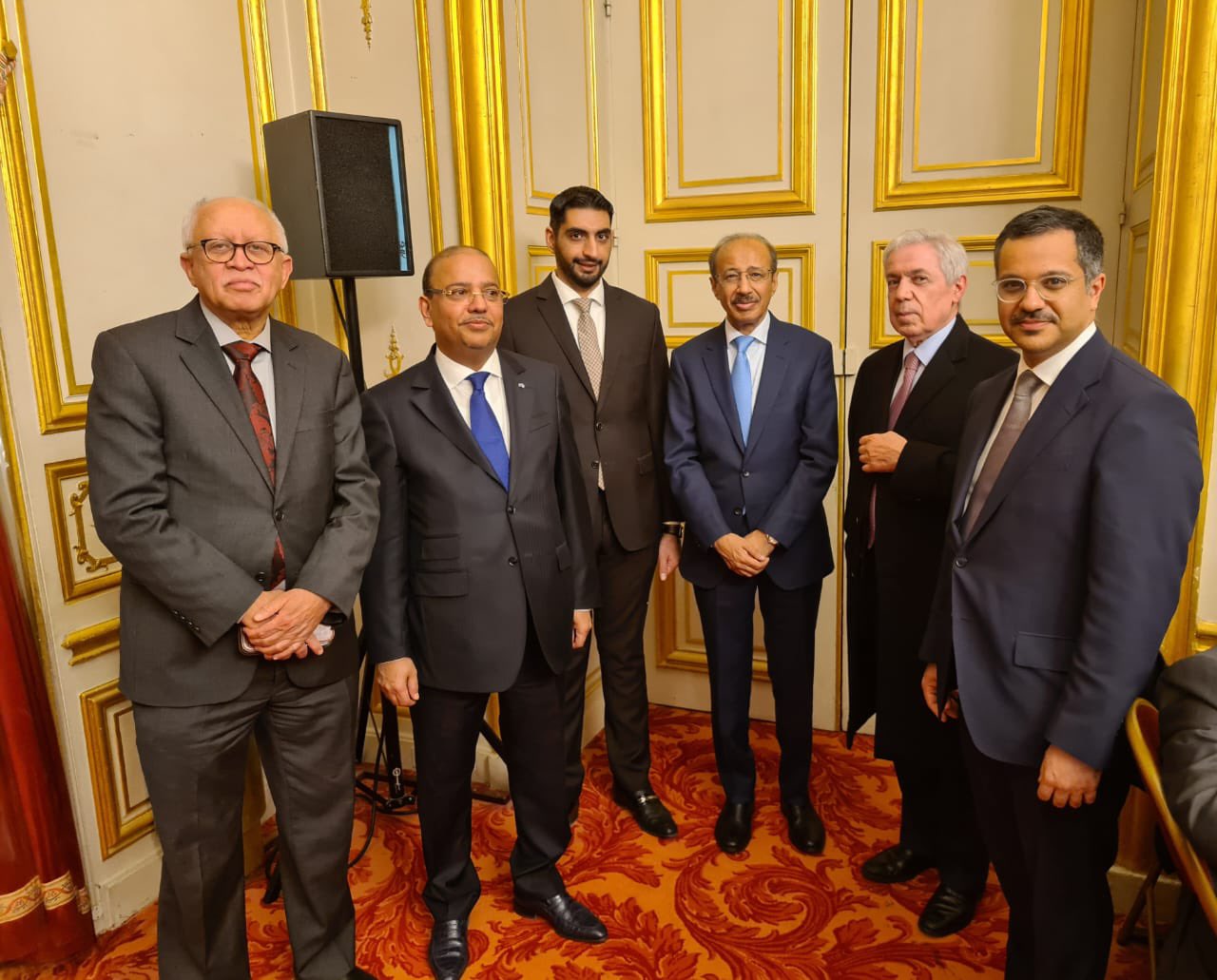 À l'invitation de S.E. Fahad Al Ruwaily, Ambassadeur du Royaume d’Arabie Saoudite en France, M. Ahmed Almulla participe à une conférence sous le thème: