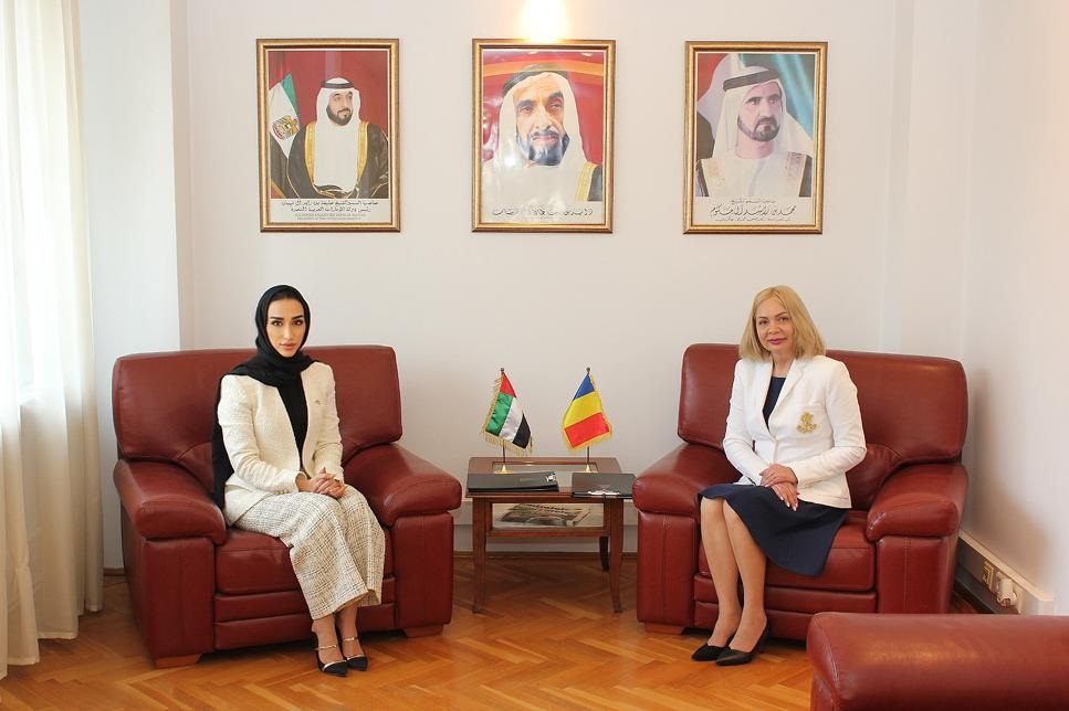 بتاريخ ٢٠ أبريل ٢٠٢٢ ، اجتمعت م. / مهره علي الشايع - القائم بالأعمال بالإنابة بسفارة دولة الإمارات العربية المتحدة لدى رومانيا مع السيدة/ لاورى ليليانا فانت- ممثلة شركة 