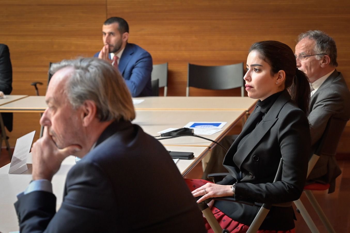S.E. Hend AlOtaiba a poursuivi sa visite dans le Nord avec une rencontre placée sous le signe de la coopération économique : échanges productifs avec des chefs d’entreprise de la Région Région Hauts-de-France des représentants du MEDEF HDF et de la CCI International