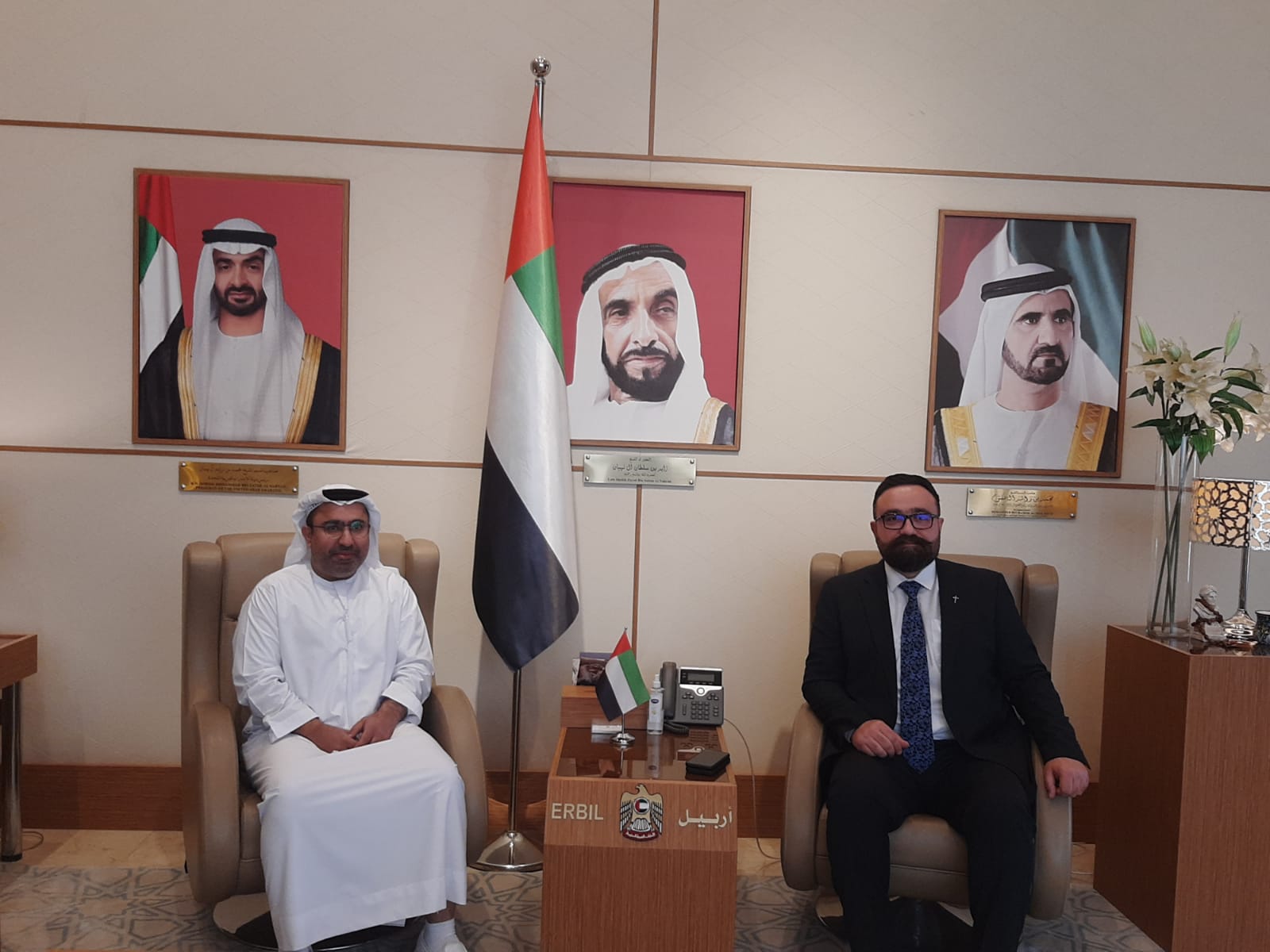 His Excellency Ahmed Ibrahim Al Dhaheri, Consul General of the State to the Kurdistan Region of Iraq, received His Excellency Anu Jawhar, Minister of Transport and Communications of the Kurdistan Regional Government of Iraq. During the meeting, they discussed the distinguished relations between the United Arab Emirates and the Kurdistan Region and the mechanisms for developing them. His Excellency the Minister of Transport and Communications reviewed the ministry's program and plans, and the UAE's experience in the fields of transport and communications was also discussed. 