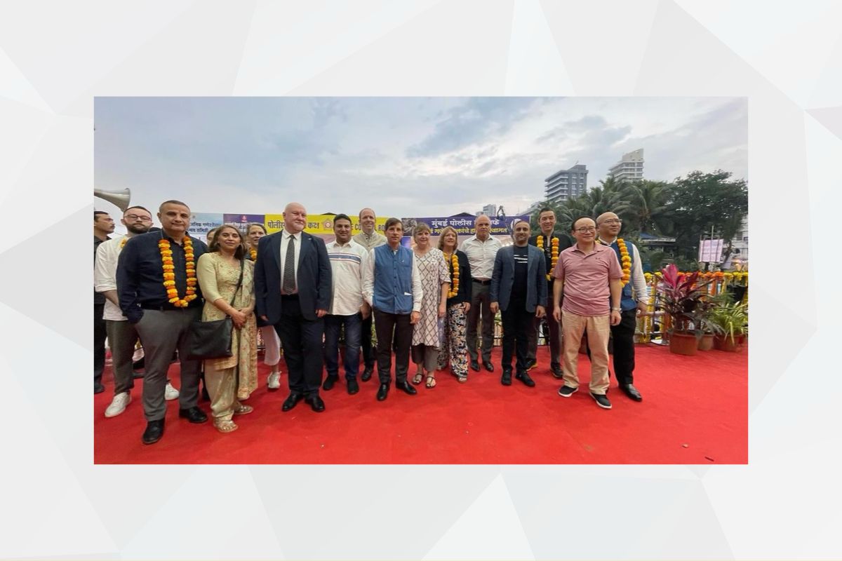 H.E Abdulla Husein Al Marzooqi, Consul General in Mumbai, attended the ceremony held by the Brihanmumbai Municipal Corporation on the occasion of the celebration of the Ganpati Visarjan Festival, in the presence of Shri Eknath Shinde, Chief Minister of the State of Maharashtra, and Mr