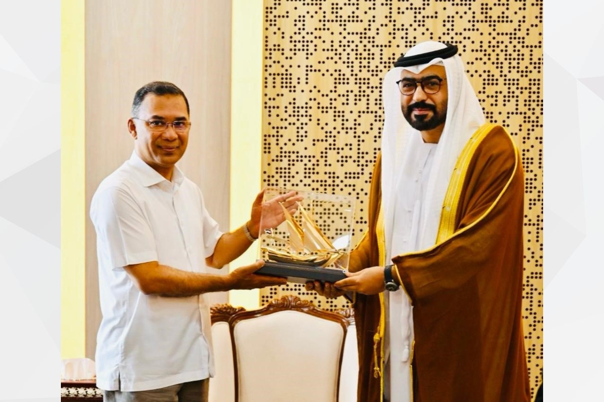 التقى سعادة عبدالله علي خصيف الحمودي، سفير دولة الإمارات العربية المتحدة لدى جمهورية بنغلاديش الشعبية، مع معالي طارق رحمن، رئيس وزراء جمهورية بنغلاديش الشعبية.

