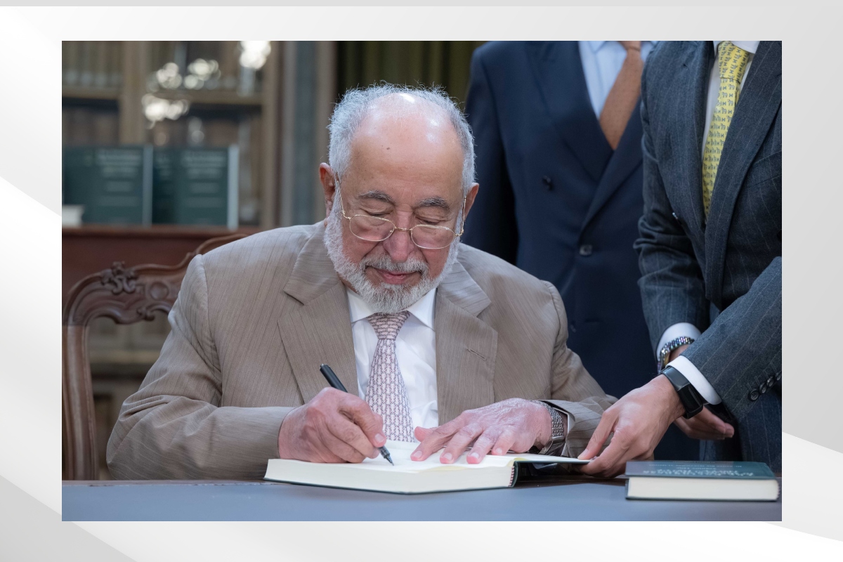 Sharjah Ruler unveils Portuguese edition of 'The Portuguese in the Sea of Oman: Annals of History 1497CE –1757CE'