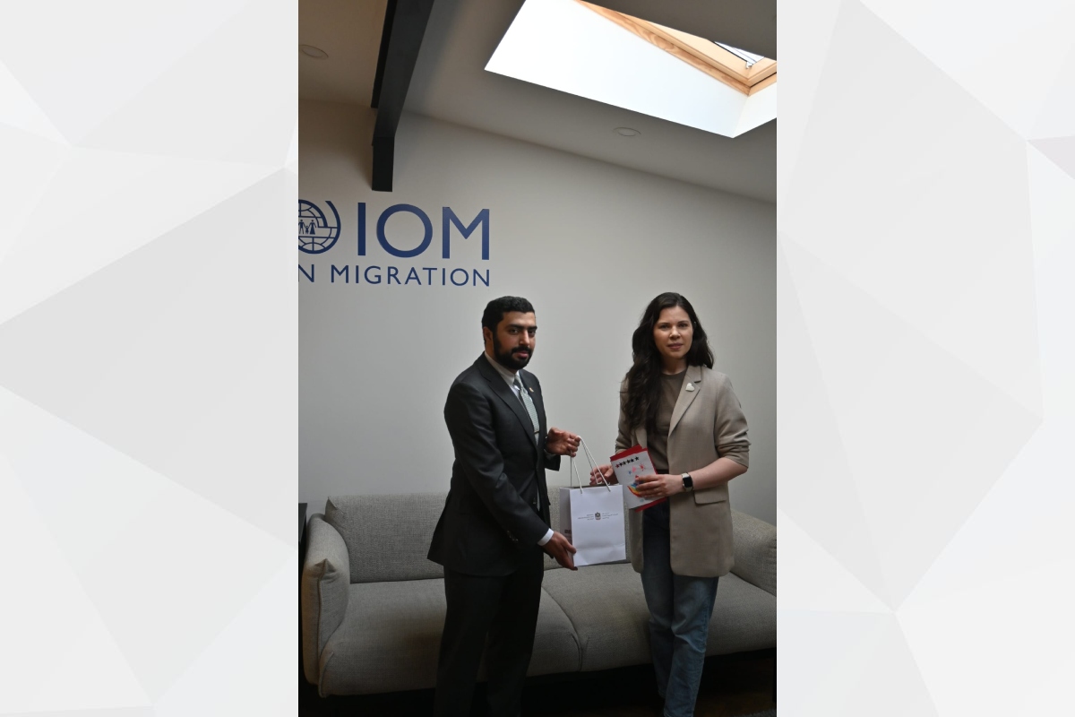 التقى السيد حمدان المرر، نائب رئيس بعثة دولة الإمارات العربية المتحدة لدى رومانيا، بممثلي المنظمة الدولية للهجرة (IOM) في العاصمة بوخارست، إحدى أهم المنظمات التي تُشرف على أوضاع اللاجئين وعائلاتهم في رومانيا.
