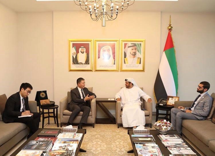 The country's ambassador received Dr. Hamad Saeed Al-Shamsi this morning at the Embassy headquarters in Yarzeh, the Chinese ambassador to Lebanon, Wang Qianjian, and discussed with him various general situations and bilateral relations between the two countries.