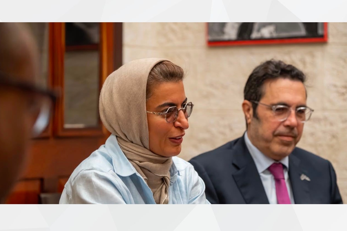 اختتمت معالي نورة بنت محمد الكعبي وزيرة دولة، زيارة رسمية إلى بربادوس، وذلك في إطار جولة واسعة في منطقة البحر الكاريبي، تهدف إلى تعزيز التعاون الثنائي في عدد من القطاعات ذات الأولوية.
