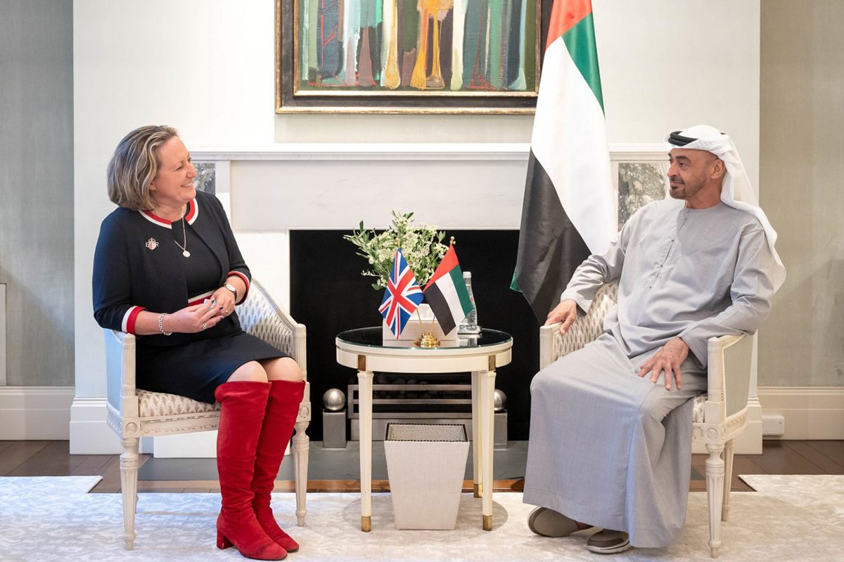 His Highness Sheikh Mohamed reviewed the prospects of growing cooperation ties in investment and commercial fields, building on the ambitious economic agreements and partnerships signed recently between the two countries.