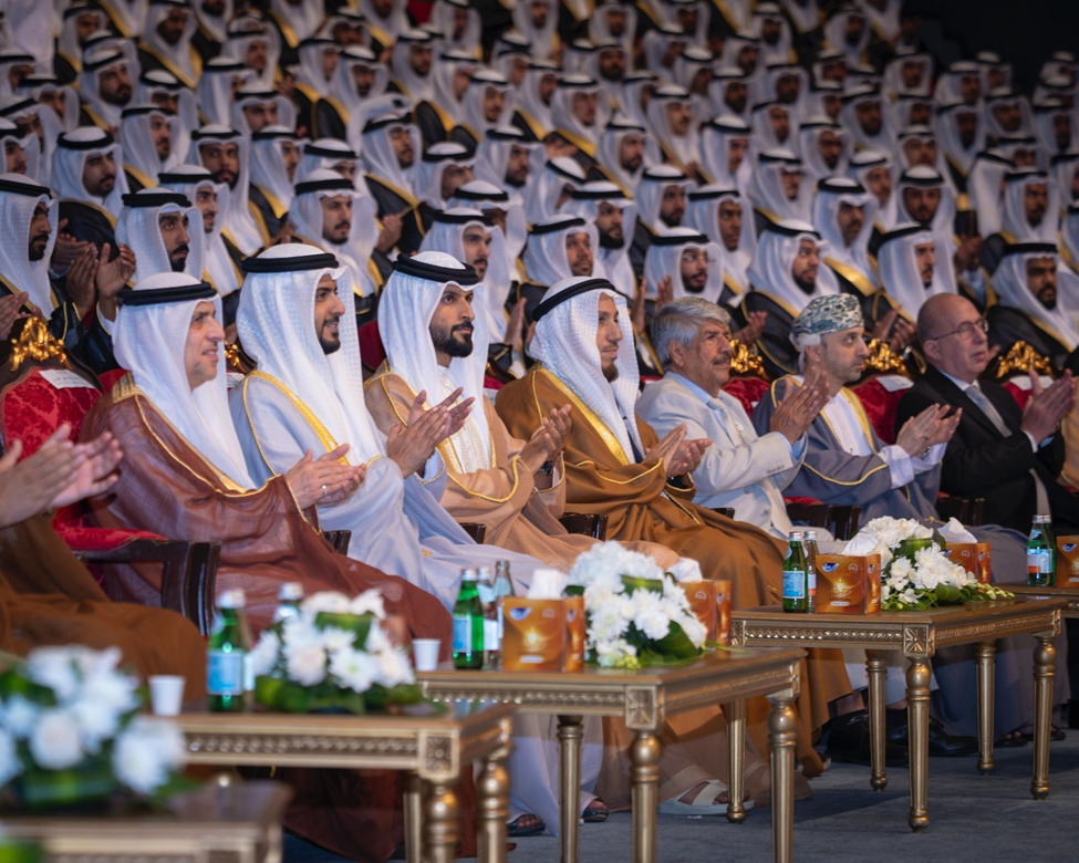 تقدم سمو الشيخ ناصر بن حمد آل خليفة، ممثل جلالة الملك للأعمال الإنسانية وشؤون الشباب، بخالص شكره وتقديره إلى صاحب الجلالة الملك حمد بن عيسى آل خليفة، ملك البلاد المعظم، حفظه الله ورعاه، الرئيس الفخري للمؤسسة الملكية للأعمال الإنسانية، وإلى أخيه صاحب السمو الشيخ محمد بن زايد آل نهيان رئيس دولة الإمارات العربية المتحدة الشقيقة، على دعمهما المستمر للشباب البحريني، لتمكينه من تأسيس أسرة مستقرة تسهم في بناء الوطن.

