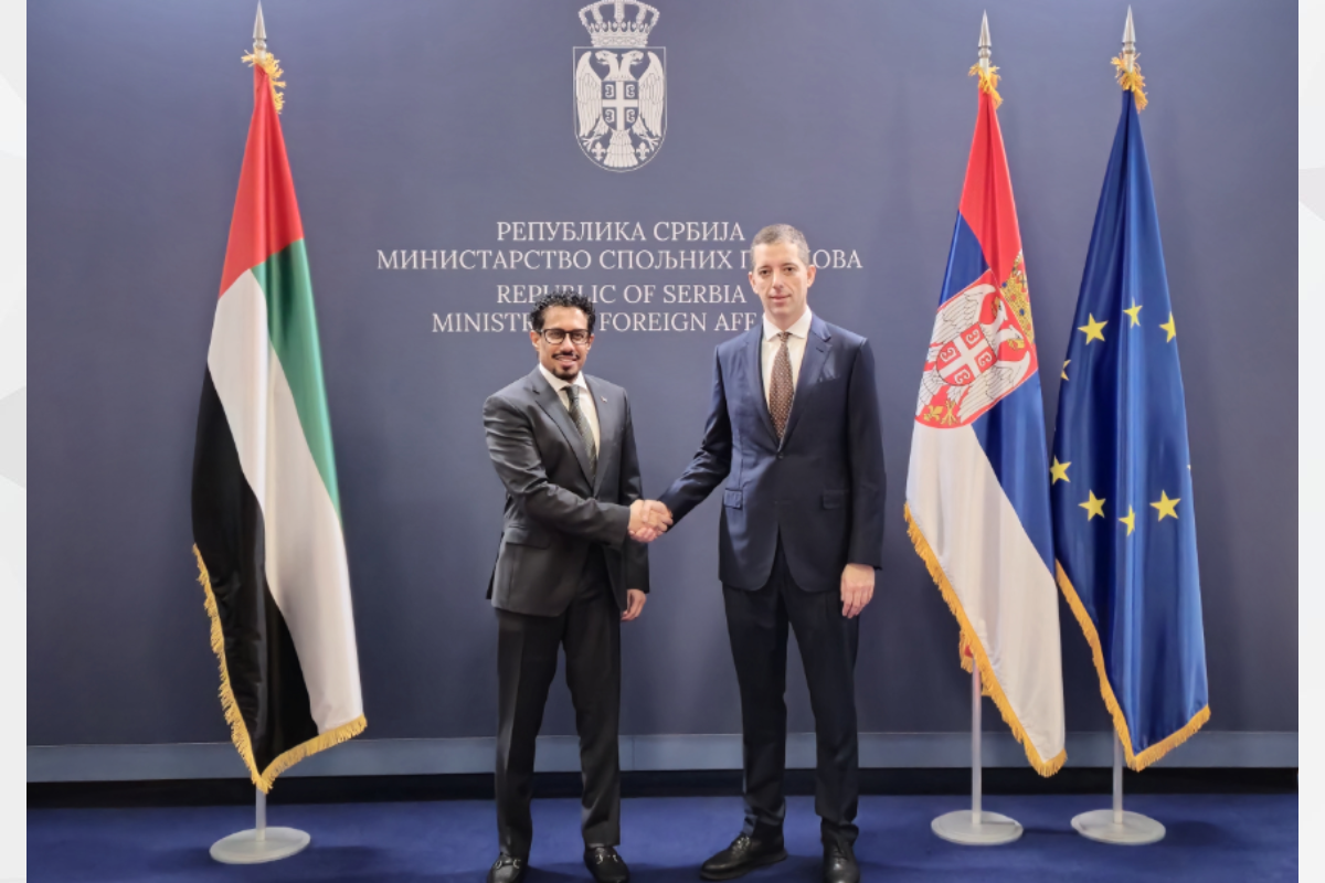 H.E. Ahmed Hatem Almenhali, Ambassador of the United Arab Emirates to the Republic of Serbia, met with H.E. Marko Djurić, Minister of Foreign Affairs of Serbia, to discuss a number of topics of mutual interest. 

