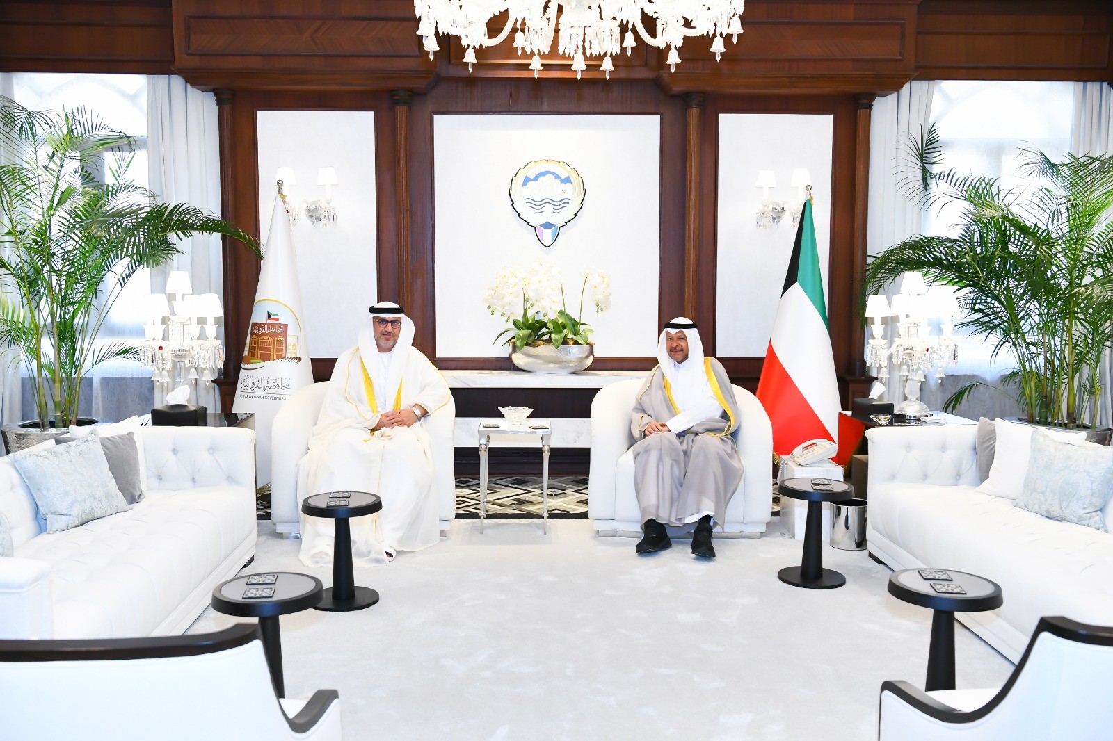 His Excellency Sheikh Dhabi Nasser Al-Sabah, Governor of Farwaniya, received Dr. Matar Hamed Al-Neyadi. During the visit, His Excellency the Ambassador congratulated the Governor on his new appointment, wishing him all the best and success. The meeting also discussed bilateral relations between the two countries.