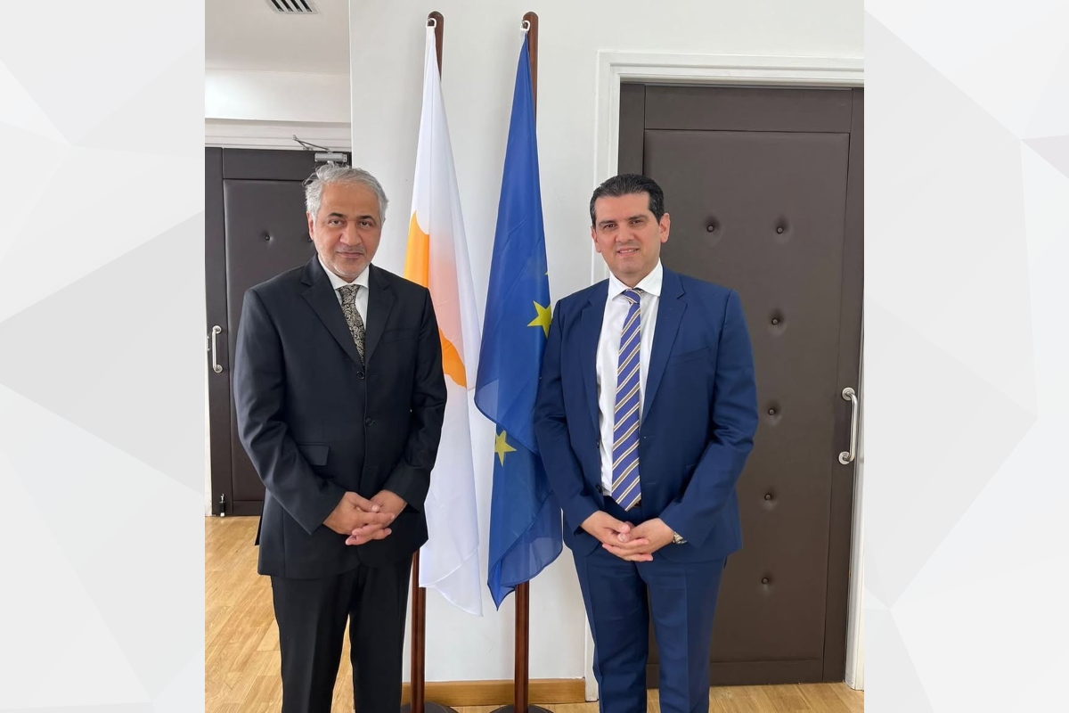 Meeting of His Excellency Mohammed Saif Al Shehhi, UAE Ambassador to Cyprus, with His Excellency Michalis Damianos, Minister of Health of the Republic of Cyprus.