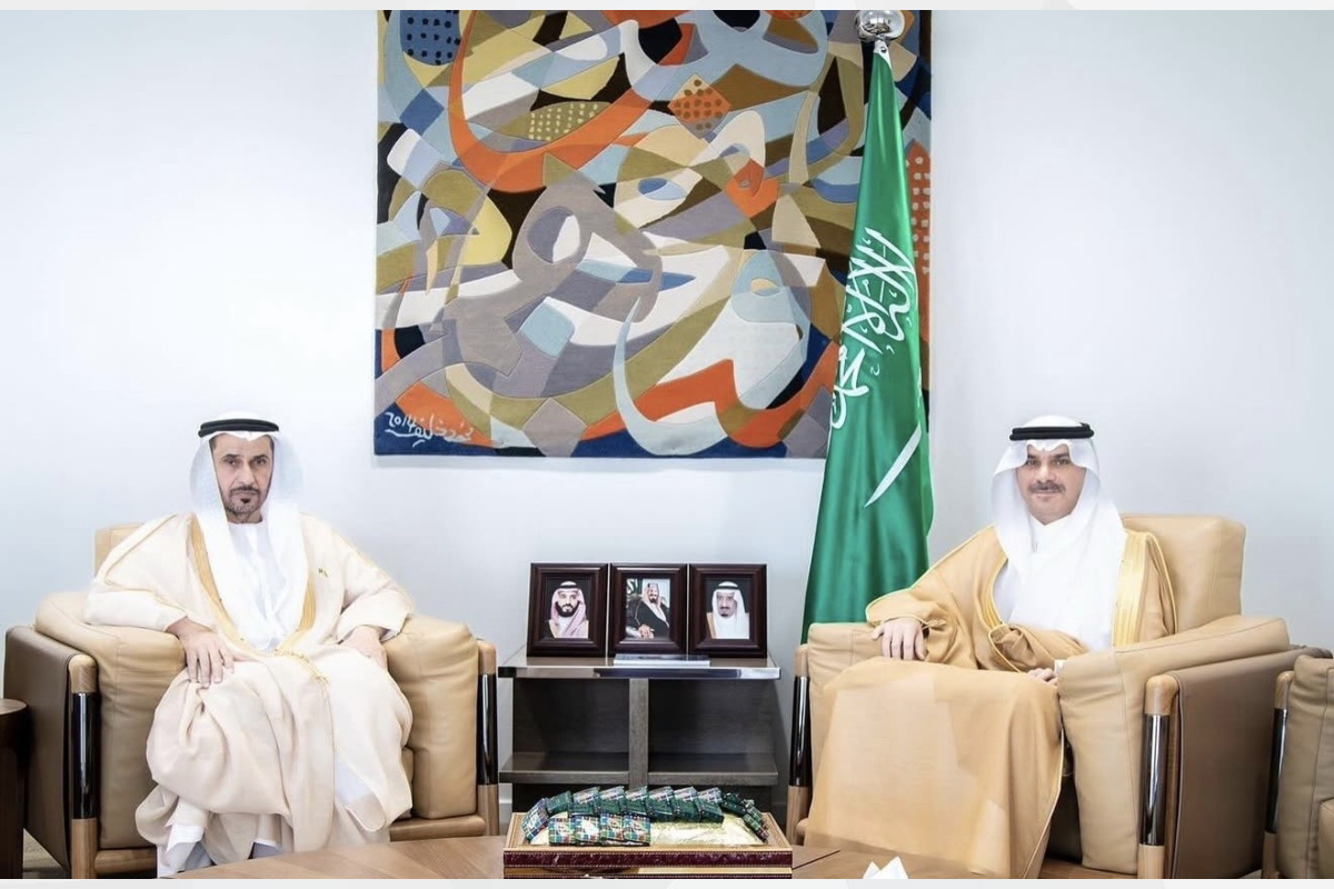 سعادة وكيل الوزارة للشؤون القنصلية إيهاب النجار يستقبل سعادة السفير مطر سالم علي مران الظاهري، سفير الدولة لدى الرياض في مقر وزارة الخارجية، كما استعرض الجانبان المواضيع ذات الاهتمام المشترك.