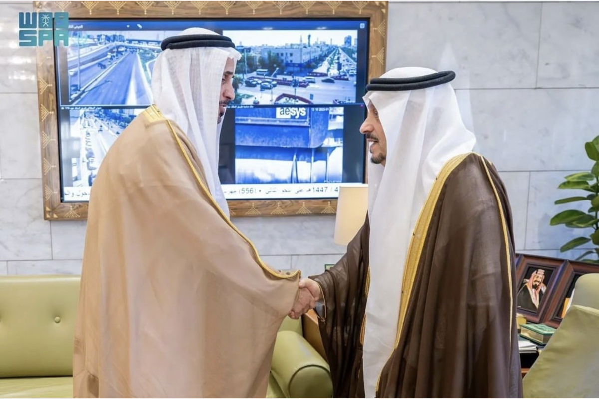 استقبل صاحب السمو الملكي الأمير فيصل بن بندر بن عبدالعزيز آل سعود، أمير منطقة الرياض سعادة مطر سالم بن مران الظاهري، سفير دولة الإمارات العربية المتحدة لدى المملكة العربية السعودية الشقيقة.