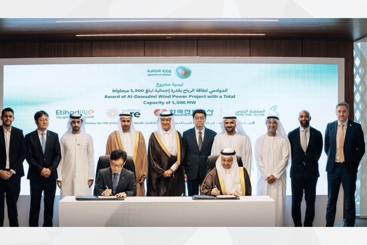 برعاية وحضور صاحب السمو الملكي الأمير عبدالعزيز بن سلمان بن عبدالعزيز آل سعود، وزير الطاقة، شارك سعادة مطر سالم علي مران الظاهري،  في مراسم حفل توقيع اتفاقيتين بين الشركة السعودية لشراء الطاقة 