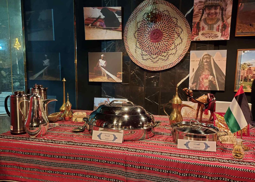 The UAE Embassy in Belgrade marked the World Arabic Language Day, organizing together with the embassies of other Arab countries in Serbia, a cultural and artistic program at the National Theater in Belgrade. This was an opportunity to celebrate the Day of Arab-Serbian Friendship, which is traditionally celebrated in the organization of the Group of Arab Ambassadors in Serbia.