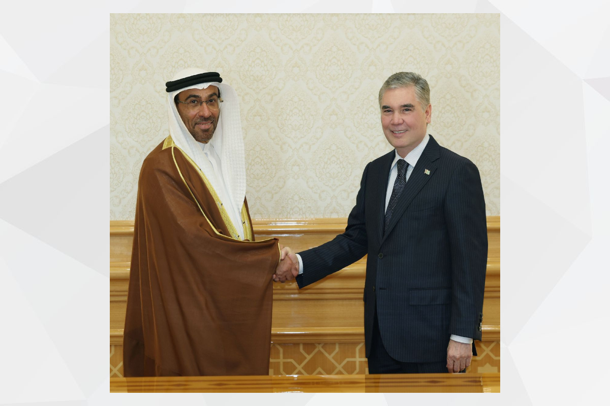 التقى معالي الدكتور سلطان الجابر وزير الصناعة والتكنولوجيا المتقدمة ومعالي سهيل المزروعي وزير الطاقة والبنية التحتية ومعالي أحمد بن علي الصايغ وزير دولة بدولة الإمارات وسعادة محمد العريقي ممثل ديوان الرئاسة بدولة الإمارات وسعادة أحمد الهاملي سفير دولة الإمارات لدى تركمانستان، مع صاحب الفخامة قربان قولي بيردي محمدوف أبو الأمة التركمانية رئيس مجلس الشيوخ، وخلال اللقاء بحث الجانبان سبل تعزيز التعاون بين البلدين في مجال الطاقة.