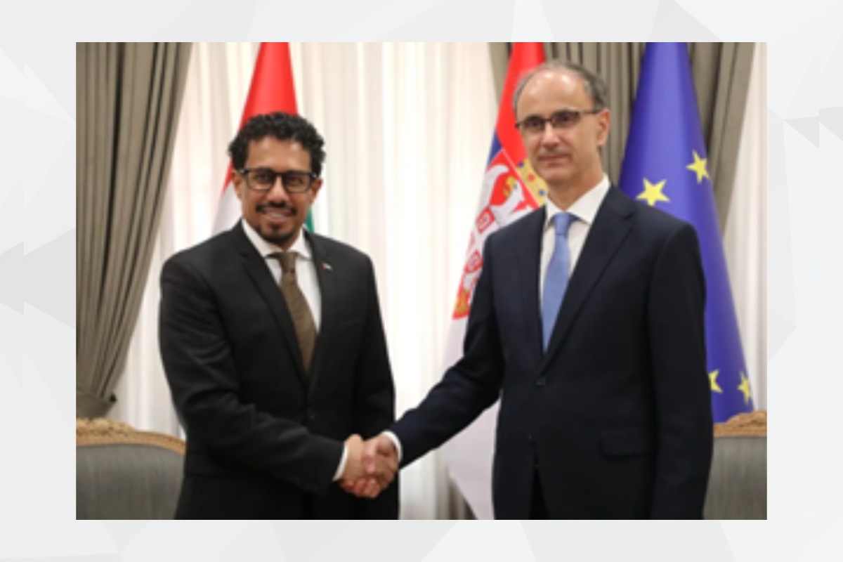 H.E. Ahmed Hatem Almenhali, Ambassador of the United Arab Emirates to Serbia, met with H.E. Dr. Djuro Macut, Prime Minister of Serbia, at the Serbian Government building.