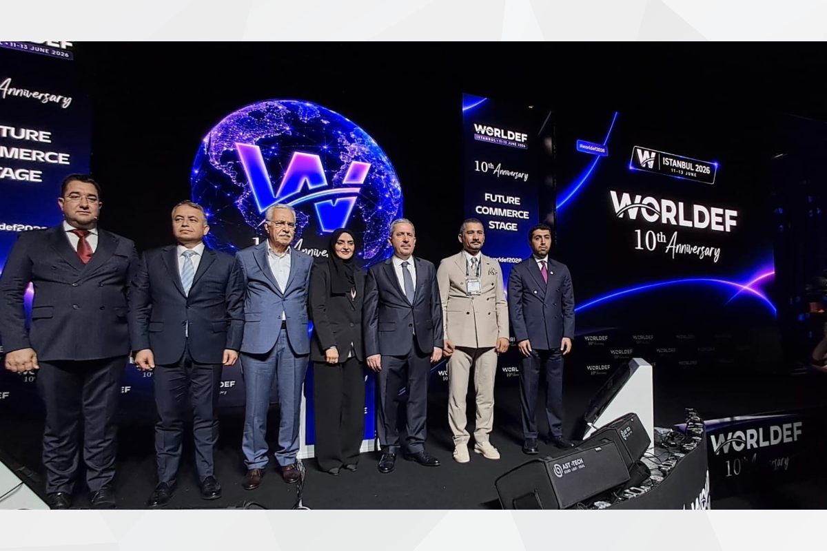 شارك سعادة سعيد صقر المهيري، القنصل العام للدولة في إسطنبول في أعمال قمة WORLDEF 2026 والتي تعد من أهم التجمعات العالمية المعنية بالتجارة الإلكترونية، والتحول الرقمي والذكاء الاصطناعي في القطاع التجاري، وذلك مع وفد من الدولة ترأسته آمنة لوتاه، المديرة العامة للمنطقة الحرة بمطار دبي ودبي كوميرسيتي.