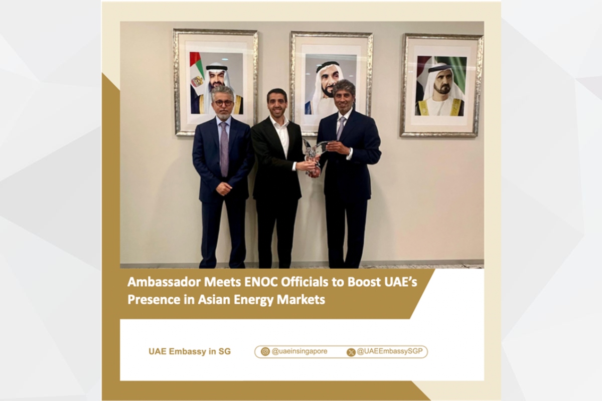 His Excellency Jamal Al-Suwaidi, UAE Ambassador to Singapore, met with Mr. Hussain Sultan Lootah, Acting Group CEO of ENOC, and Mr. Ahmed Alfalahi, Acting Managing Director of Supply, Trading, and Processing. The meeting focused on regional energy developments and explored avenues to expand the UAE’s presence and partnerships across Asia.